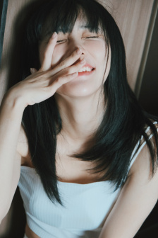 群臣在朝堂上玩皇上